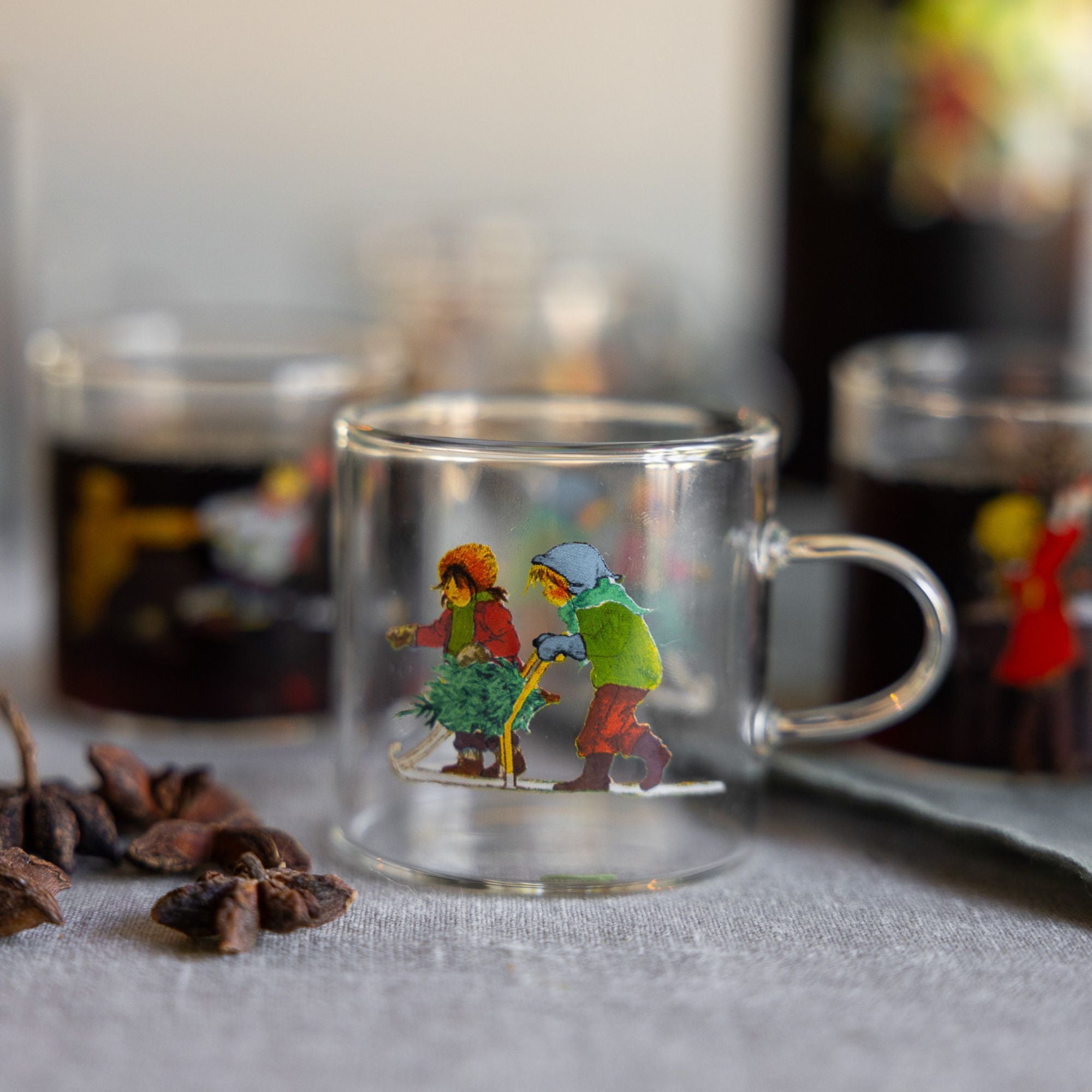 "Wir Kinder von Bullerbü" Kapitel 1 weihnachtliche Gläser mit Henkel 6-teiliges Set