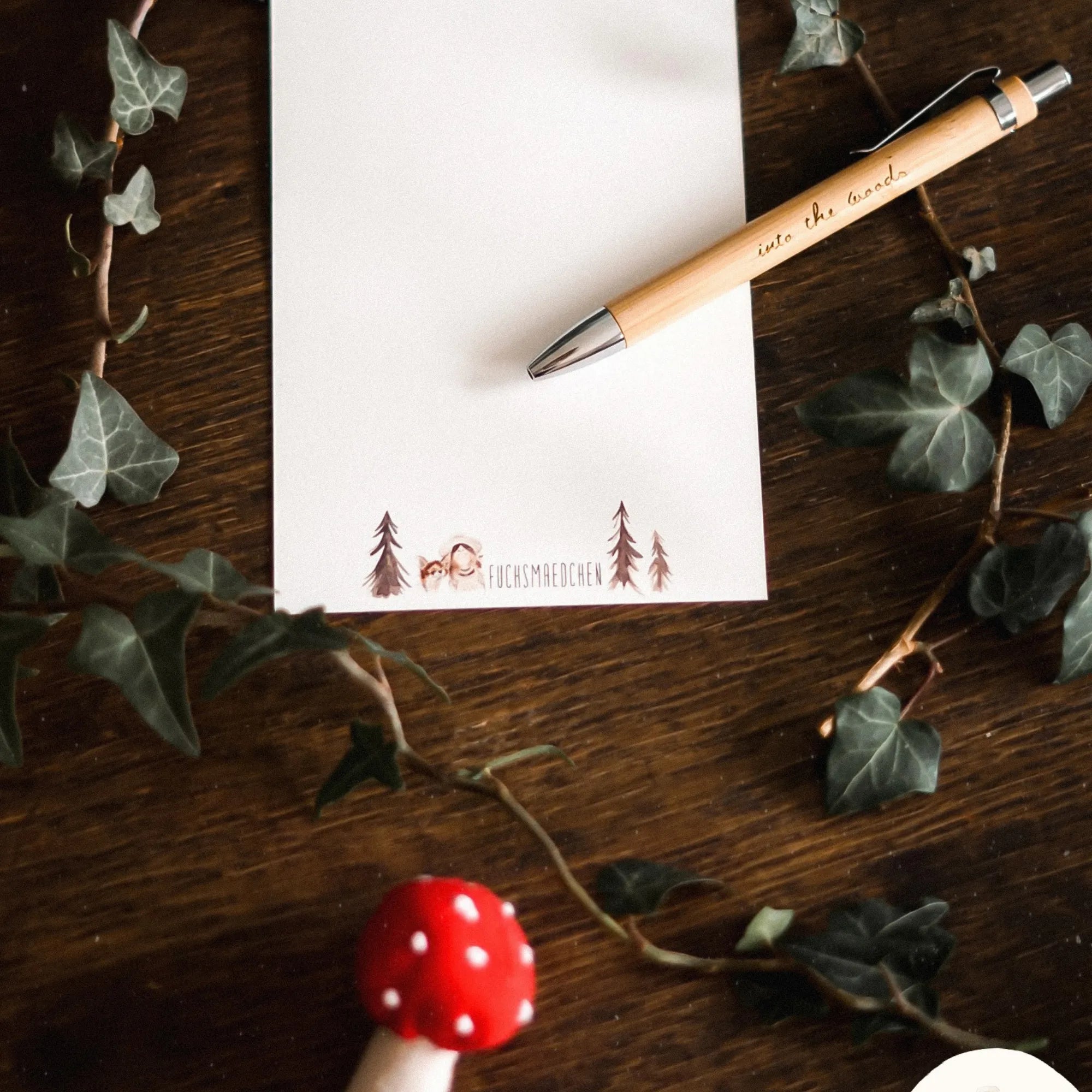 Fuchsmaedchen Postkarte "Pilzhäuschen"