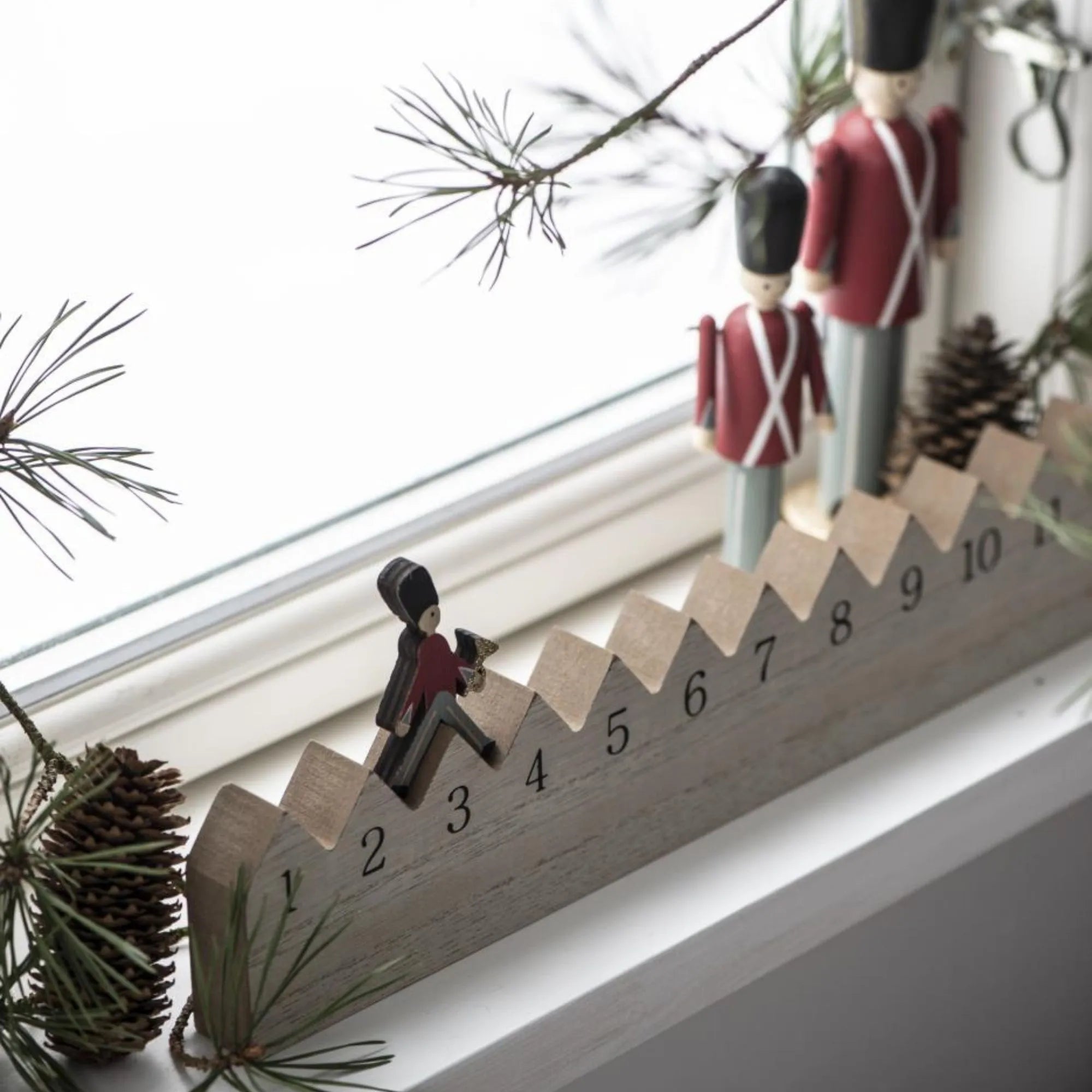 Ib Laursen Adventskalender "Gardist" 75 cm Weihnachten