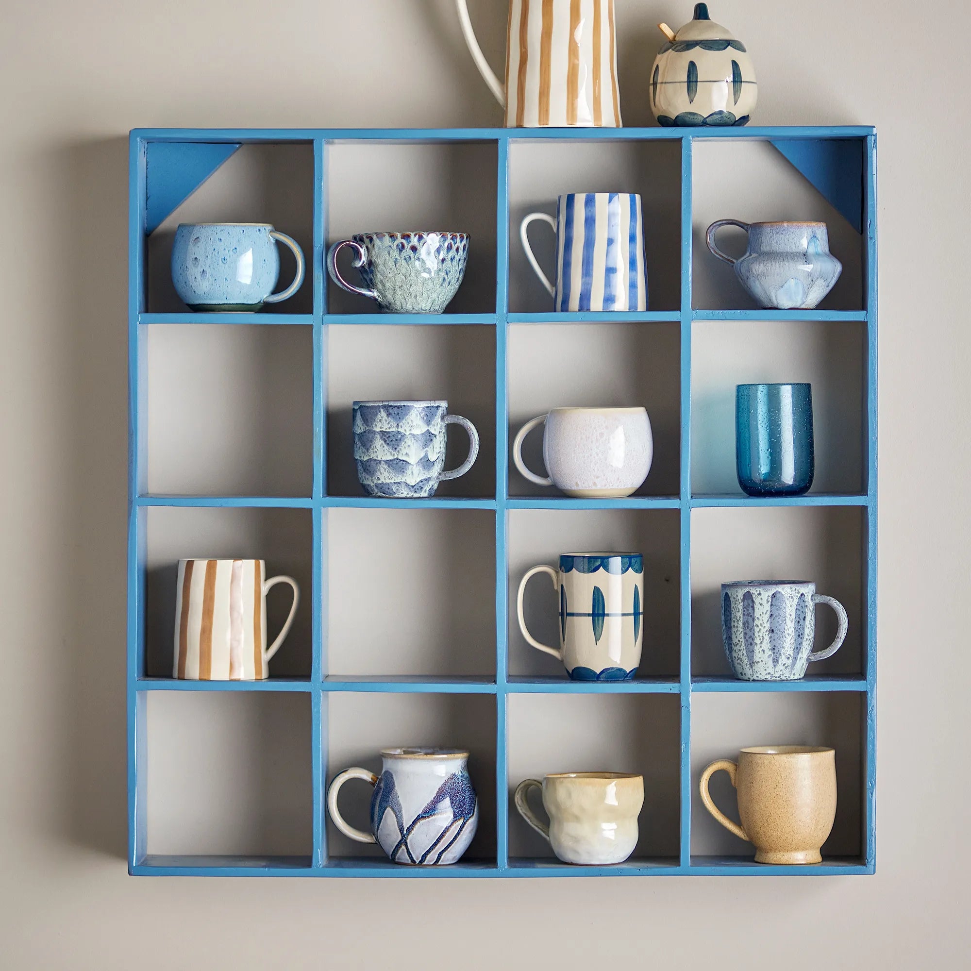 Bloomingville Tasse Becher "Begonia" blau 440 ml