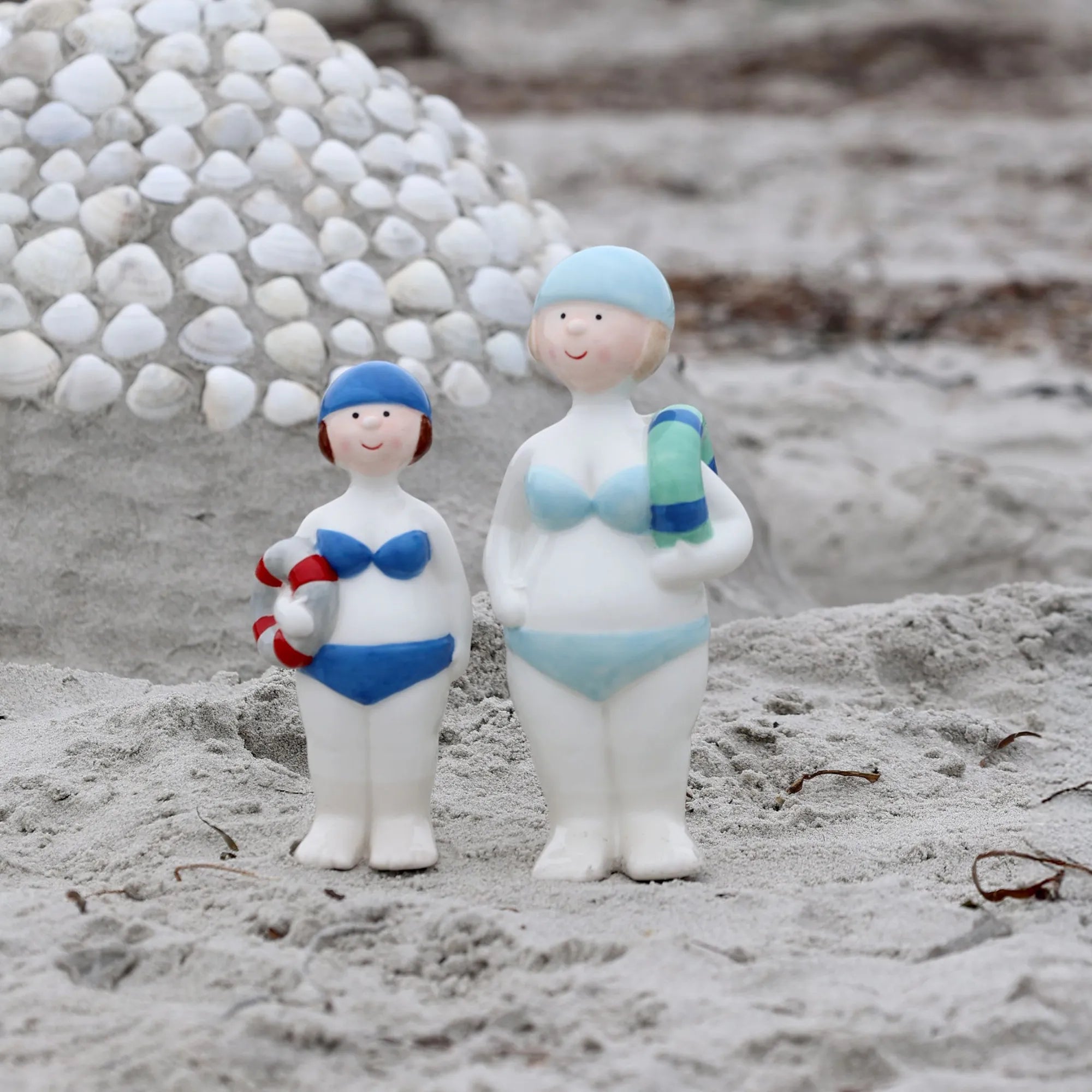 Chic Antique Deko Figur "Dame mit Schwimmring" aus Keramik 2 Varianten