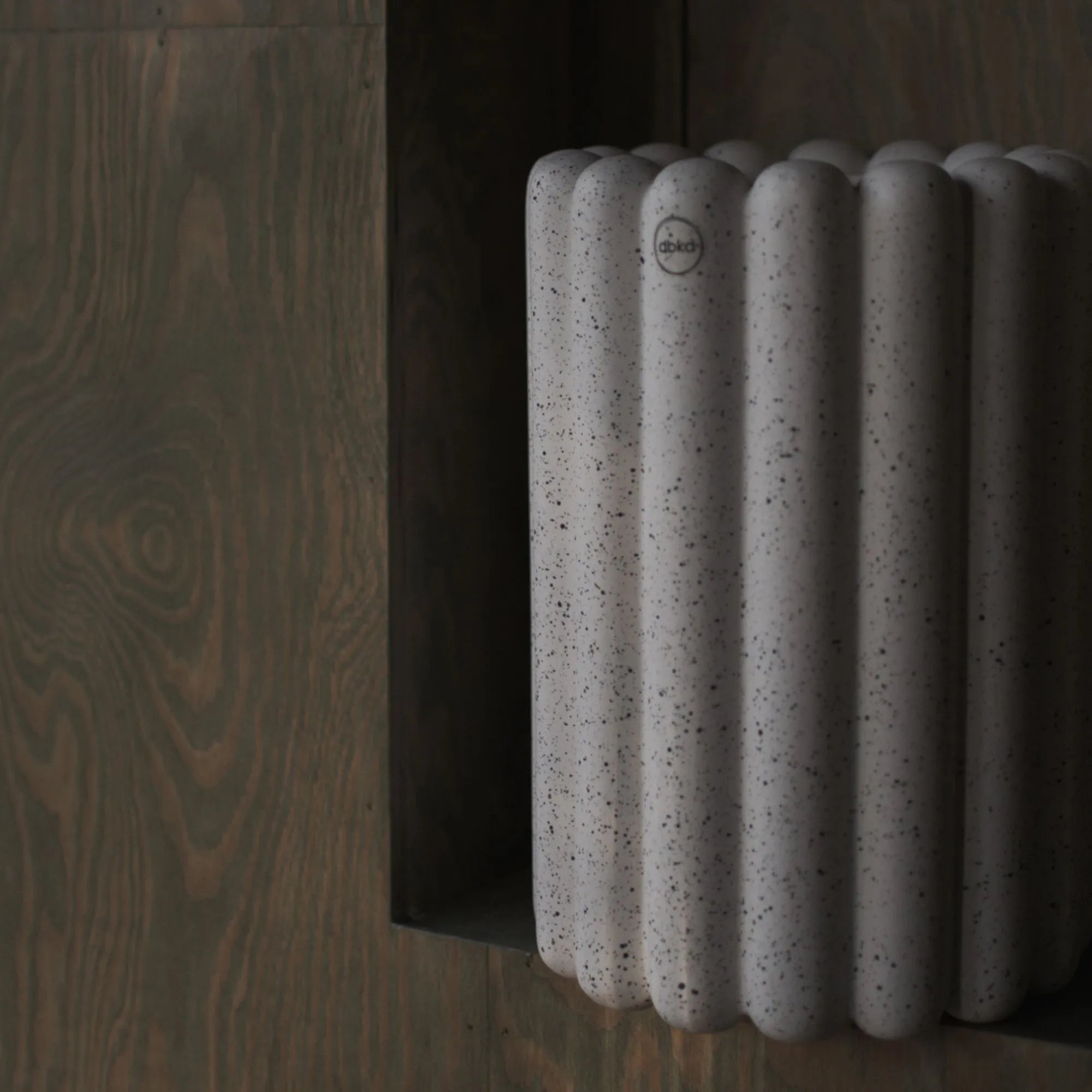DBKD große Vase "Mist" mit Punkten 27 cm weiß