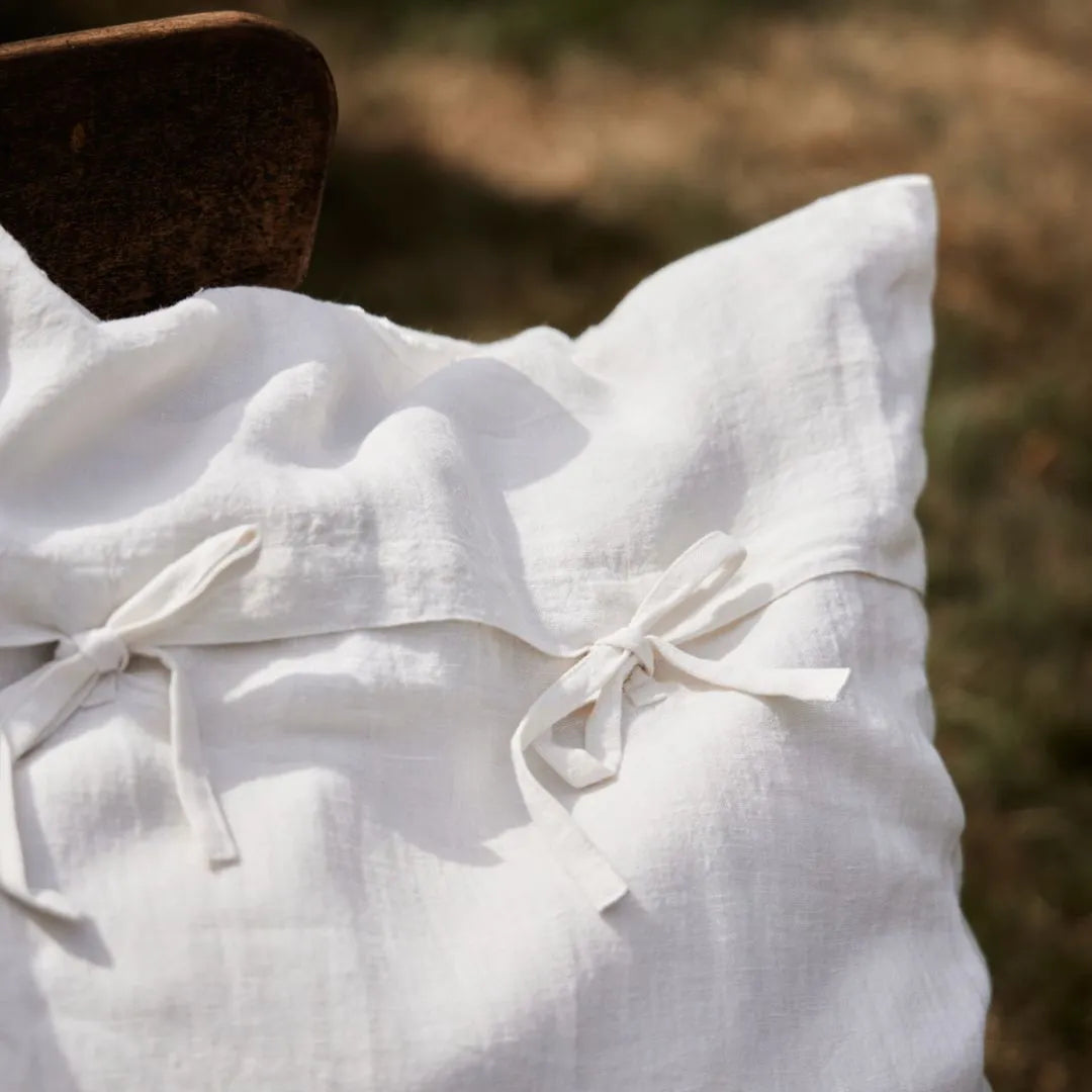 Femme Facon Kissenbezug mit Stickerei "Rosen" 50 x 70 cm