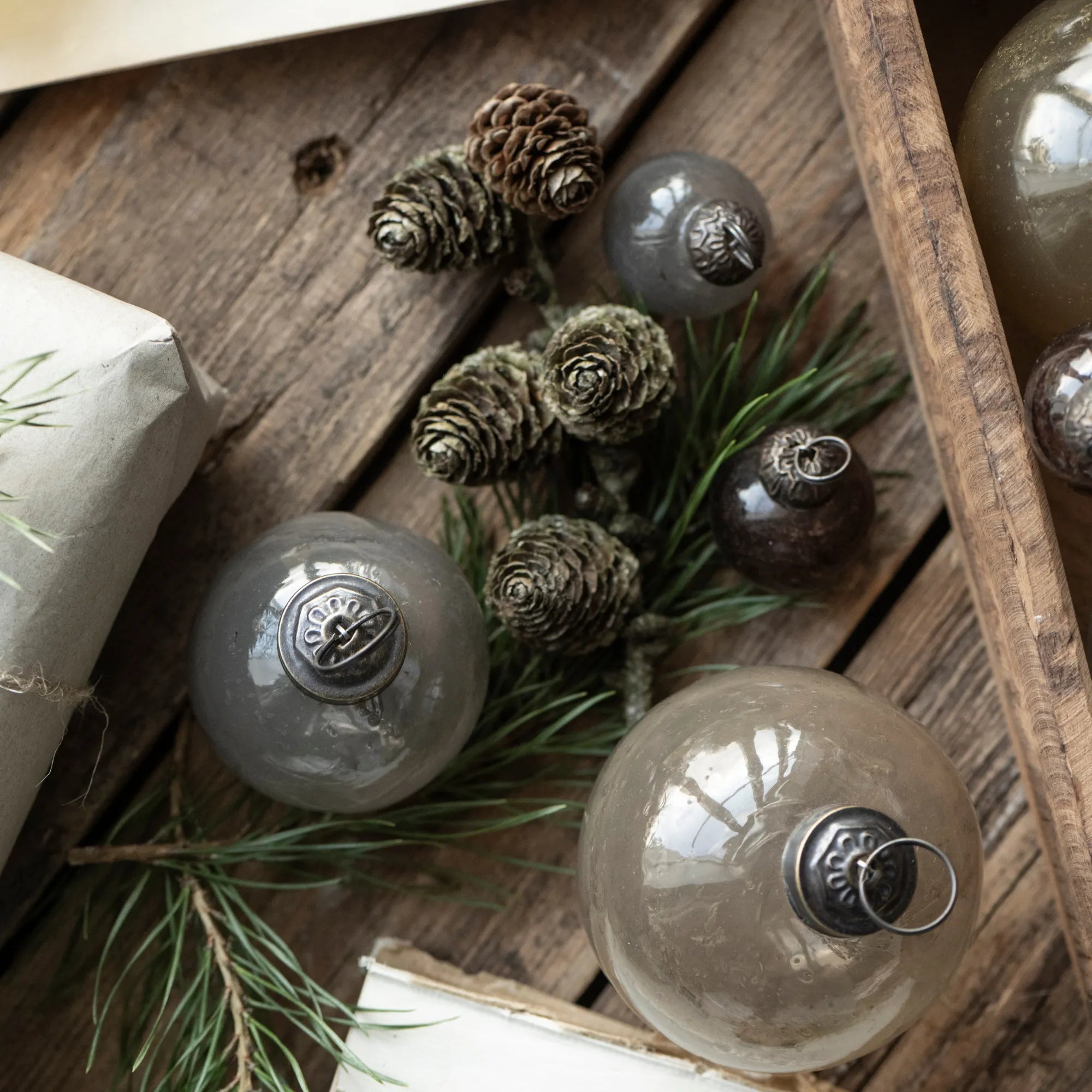 Ib Laursen Weihnachtskugeln 8 Stück mocca braun aus Glas