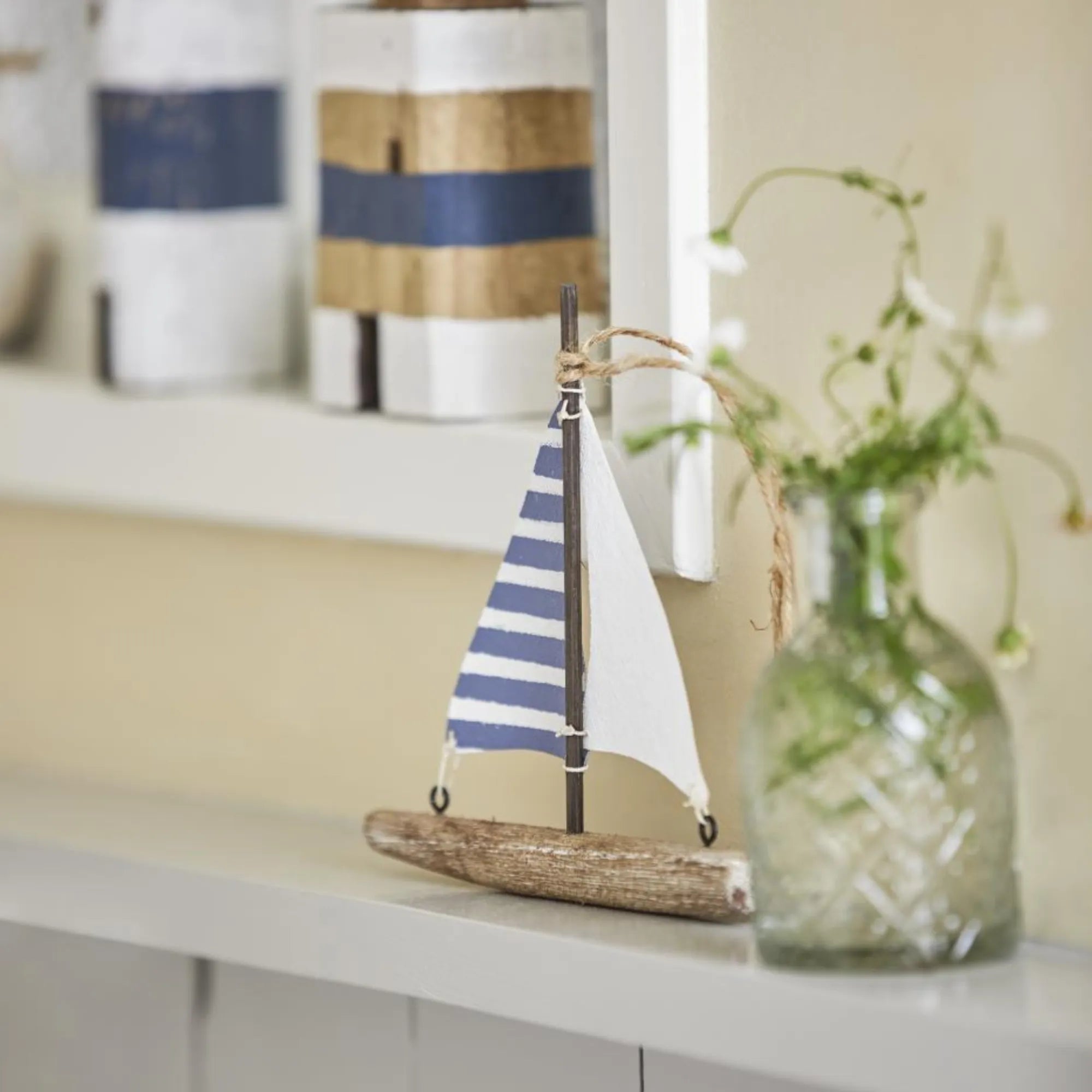 Ib Laursen "Nautico" handgefertigtes Segelschiff zum Aufhängen 3 Designs 15 cm