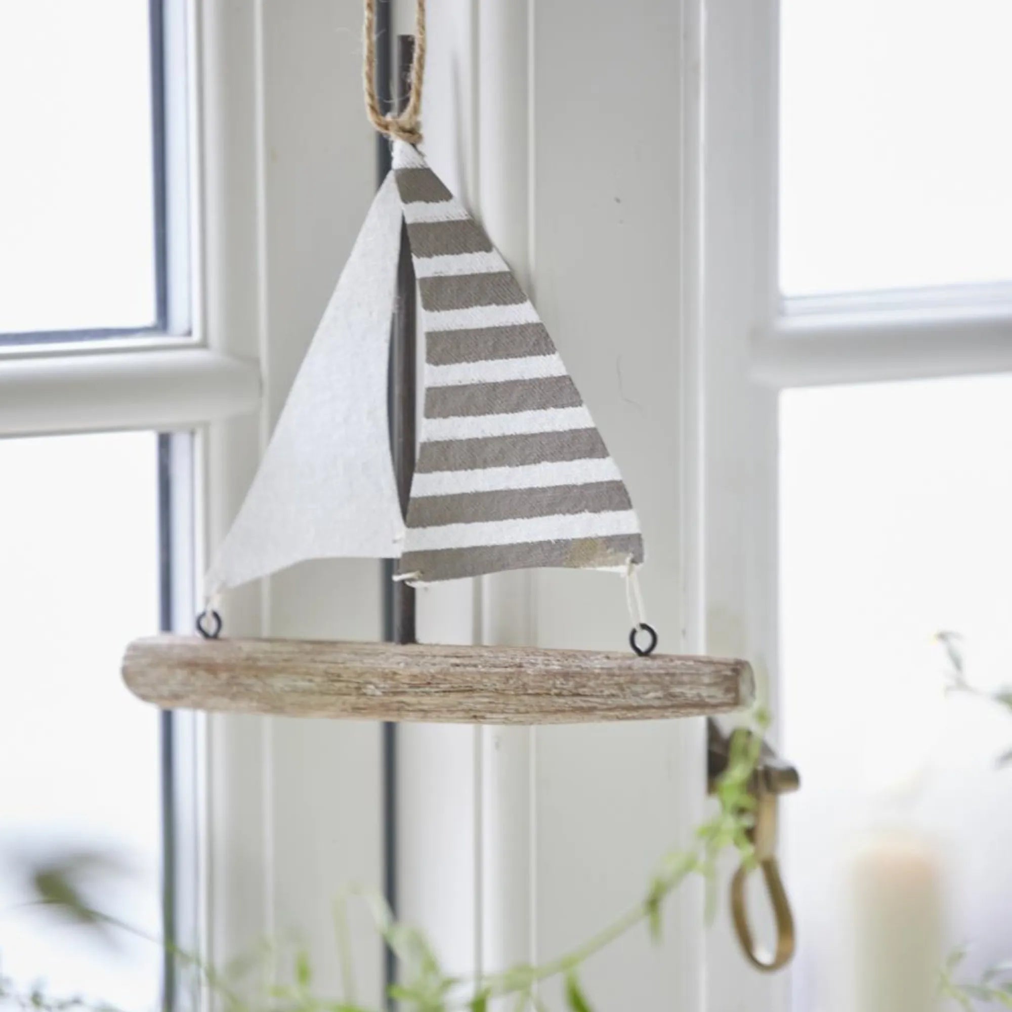 Ib Laursen "Nautico" handgefertigtes Segelschiff zum Aufhängen 3 Designs 15 cm