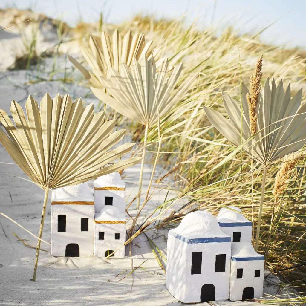 madam stoltz dorf aus zellstoff blau skandi