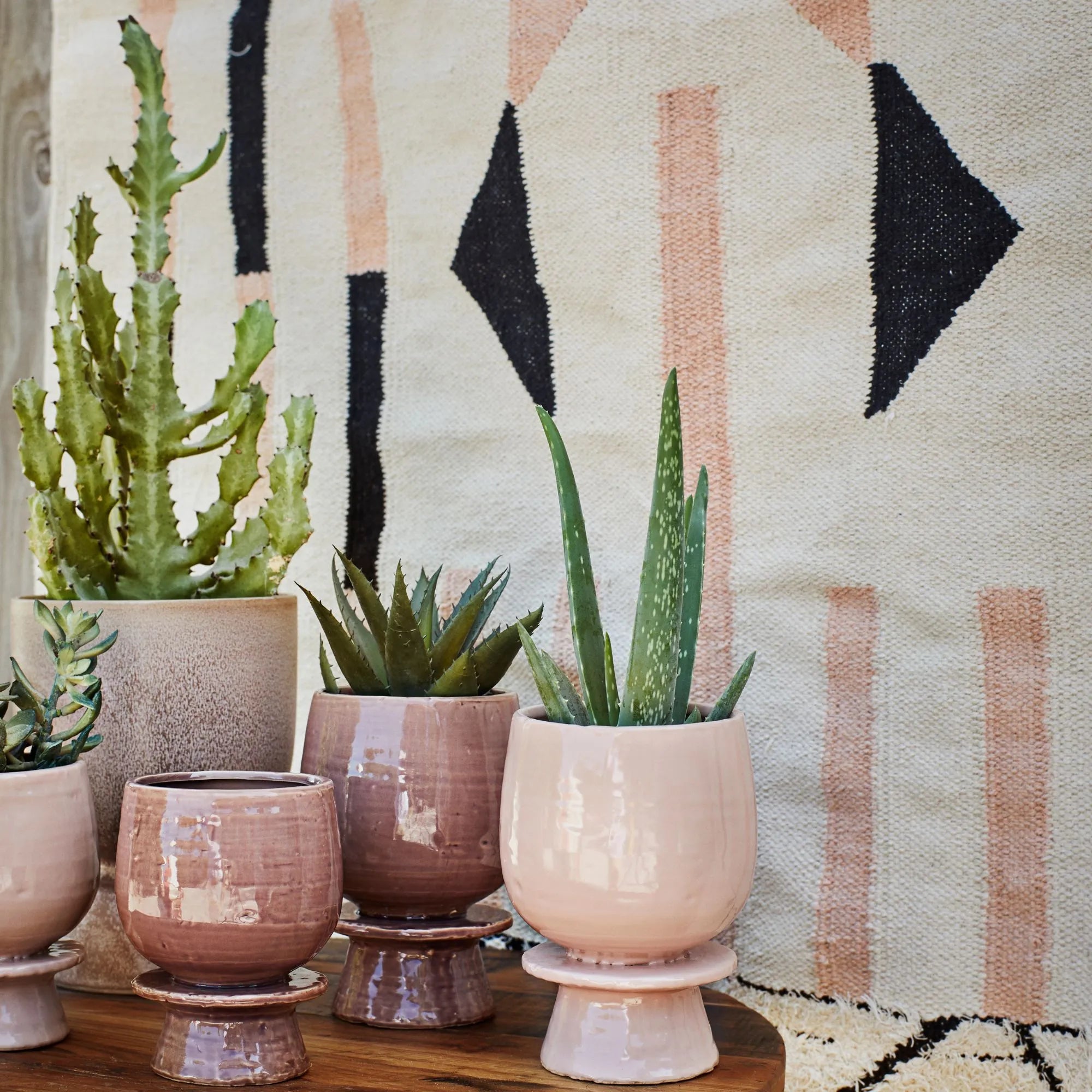 madam stoltz teppich rosa schwarz anna und ole shop