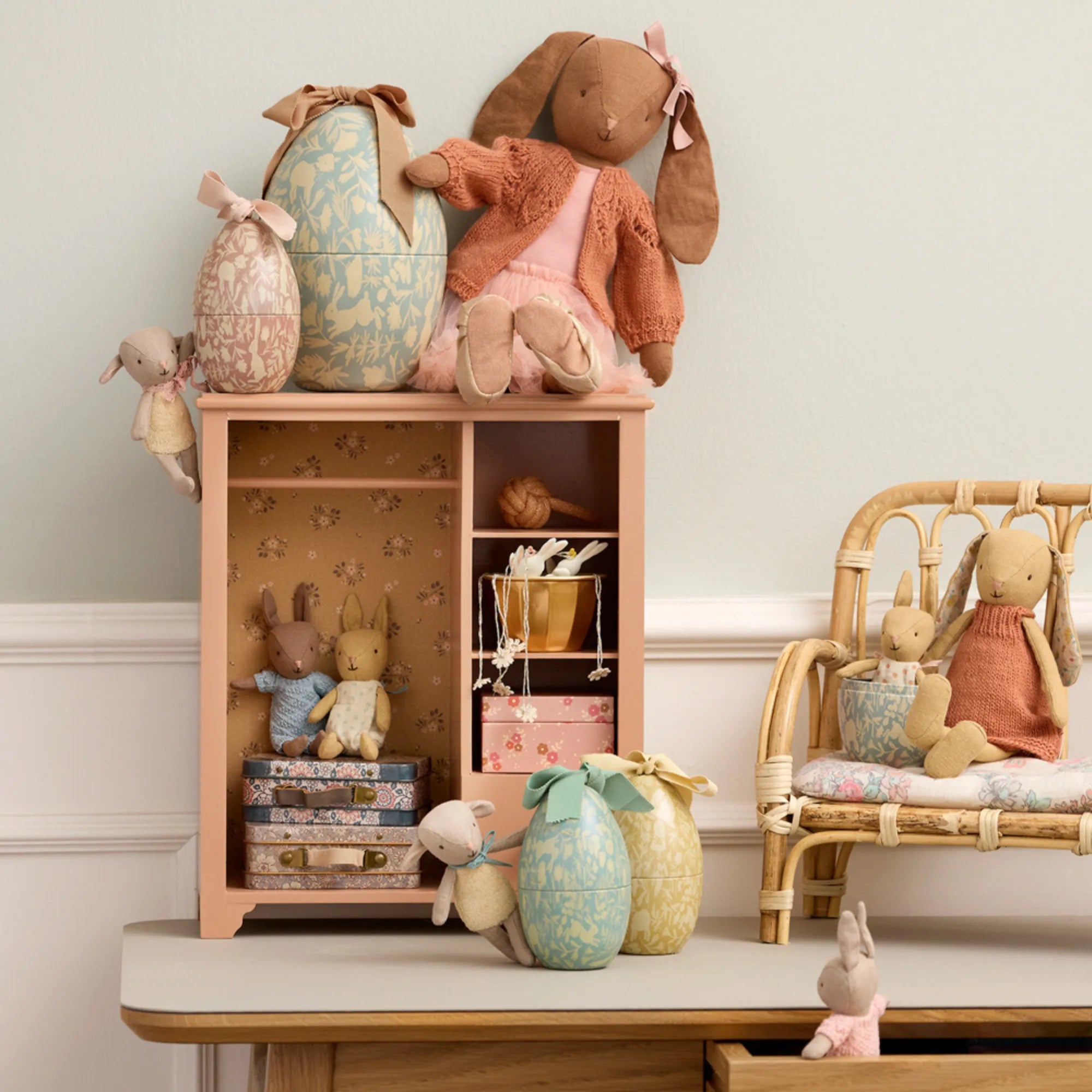 Maileg Osterei aus Metall zum Befüllen blau mit Print