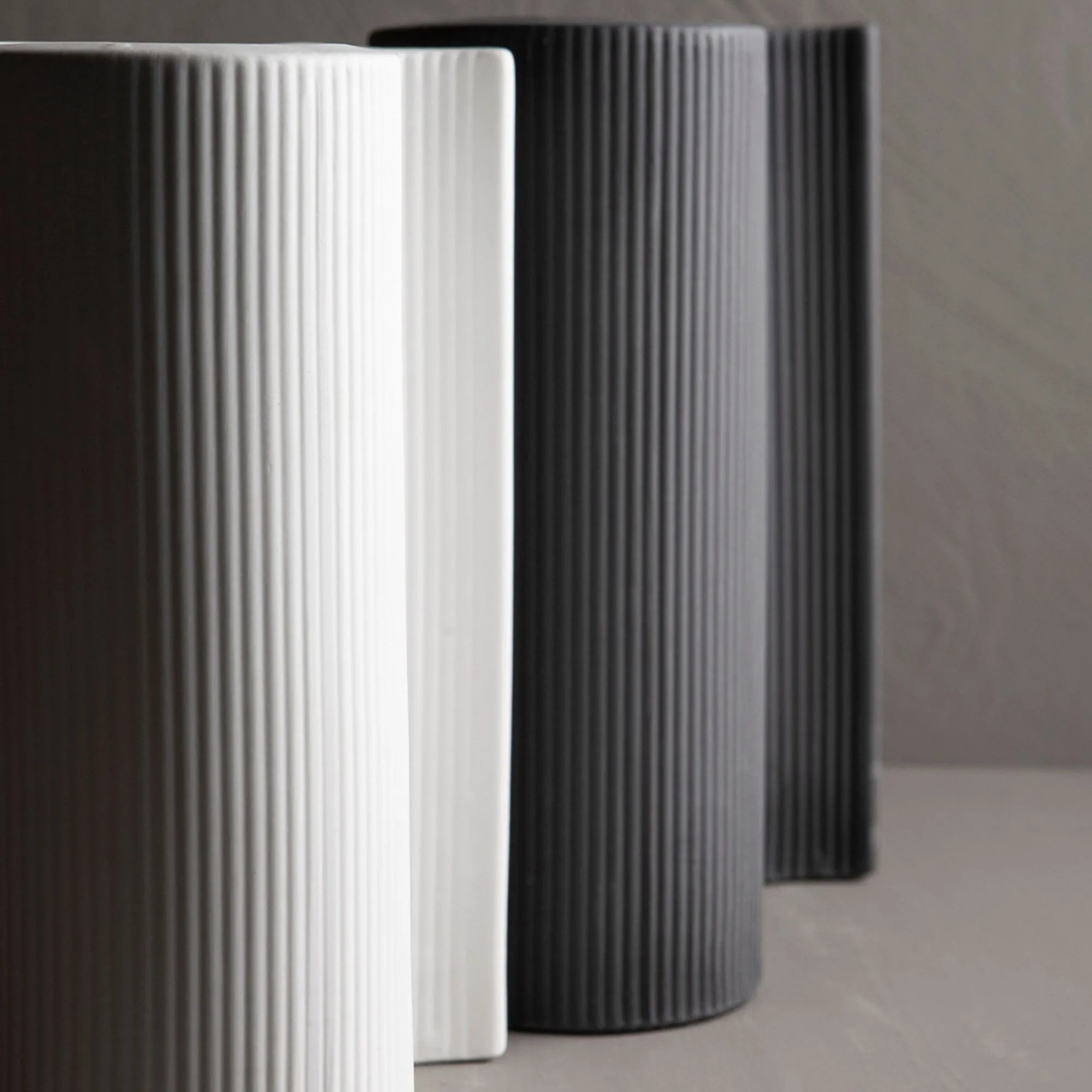 Storefactory Vase "Edshult" weiß 23 cm