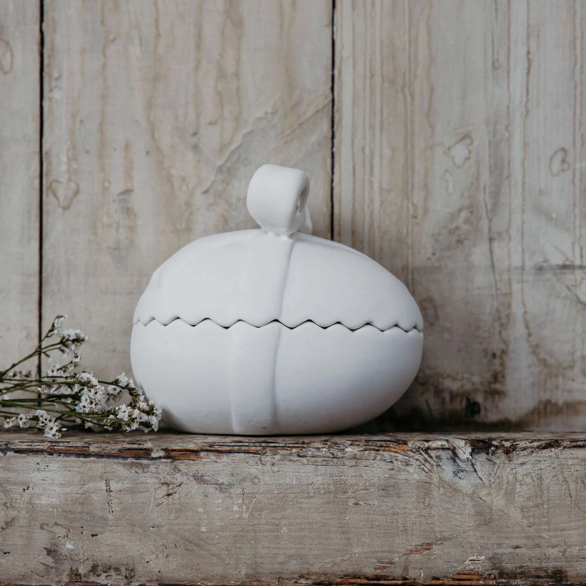 Storefactory Osterei große Schale "Lundby" weiß