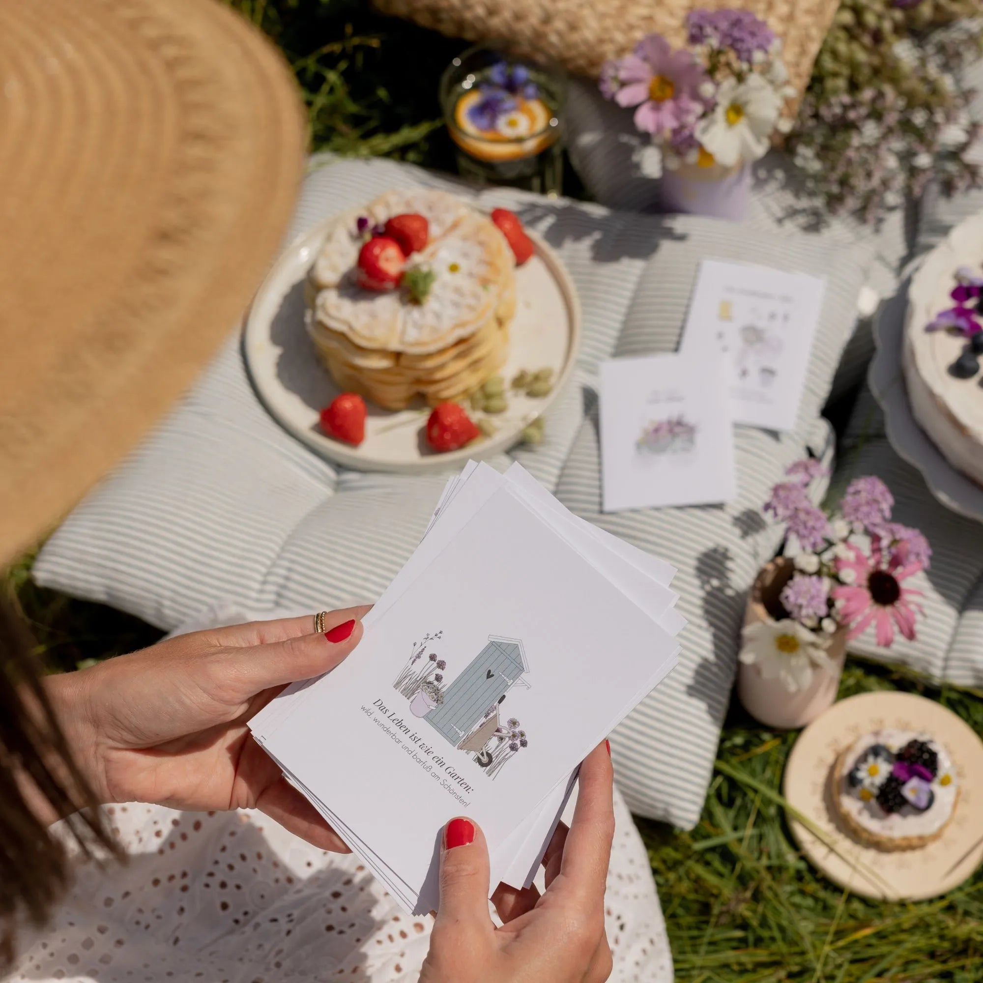 Verblühmeinnicht Postkarte "Das Leben ist wie ein Garten"