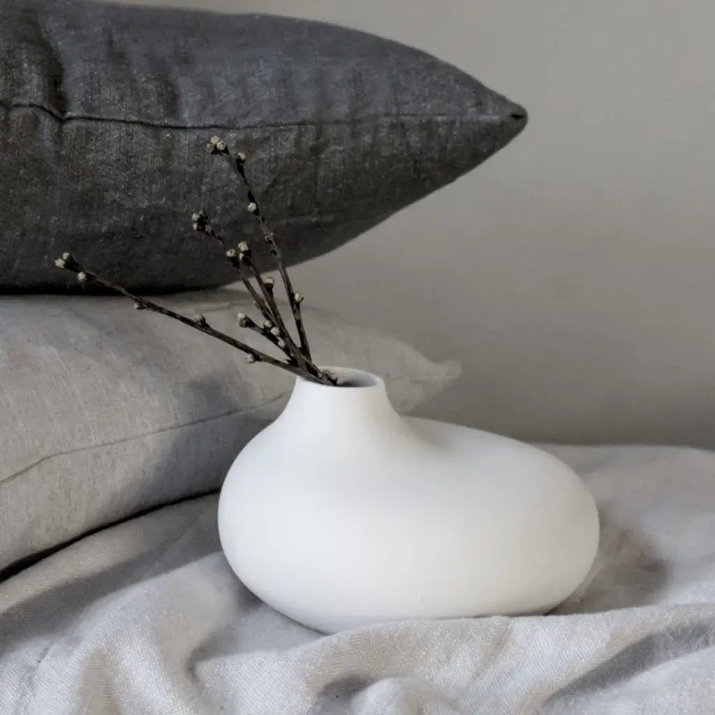 Storefactory Källa Vase weiß oder grau Low - Vase