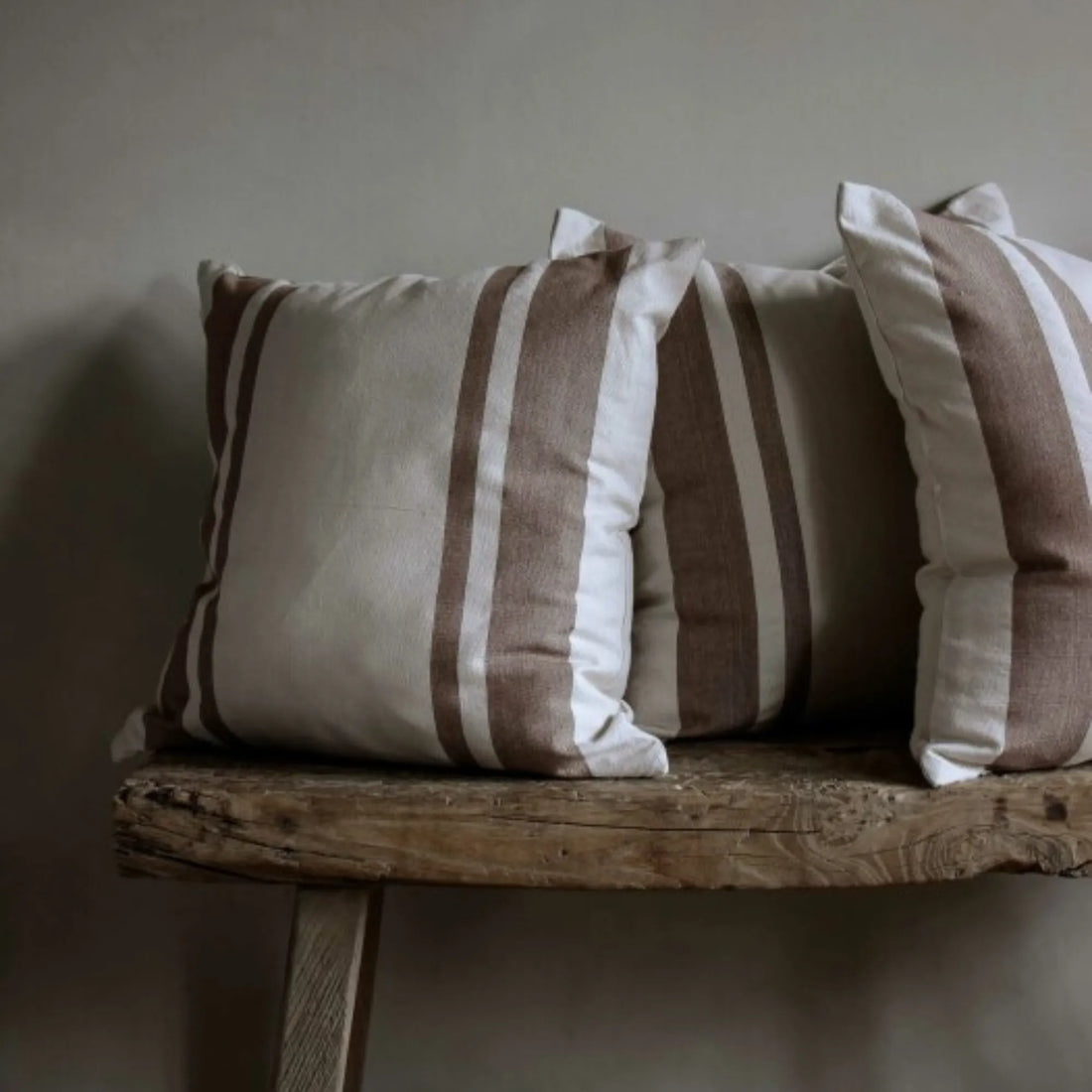 Majas Cottage Kissenhülle 48 cm zimt und sandfarben gestreift aus Baumwolle