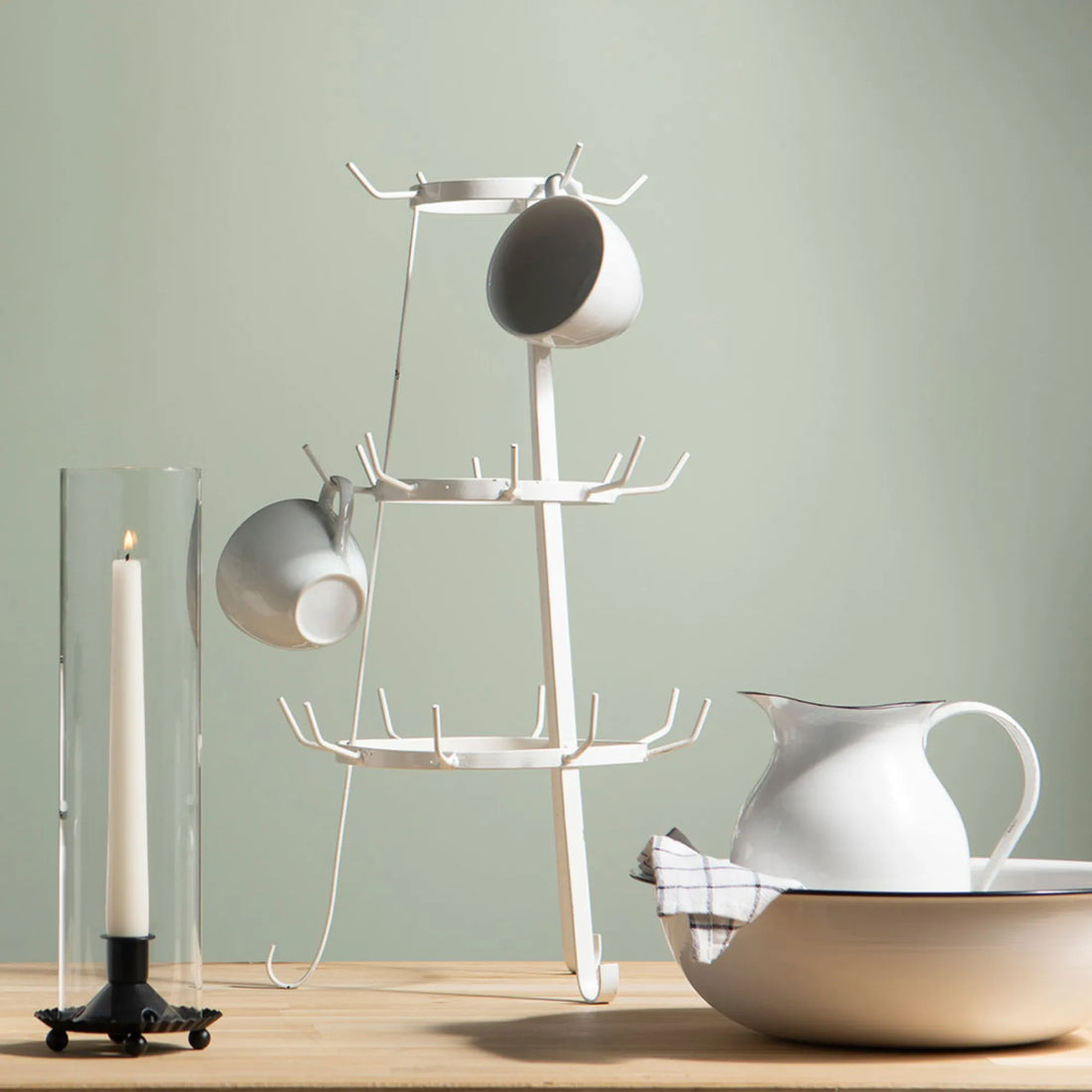 a lot decoration tassenhalter emaille weiß  anna und ole shop