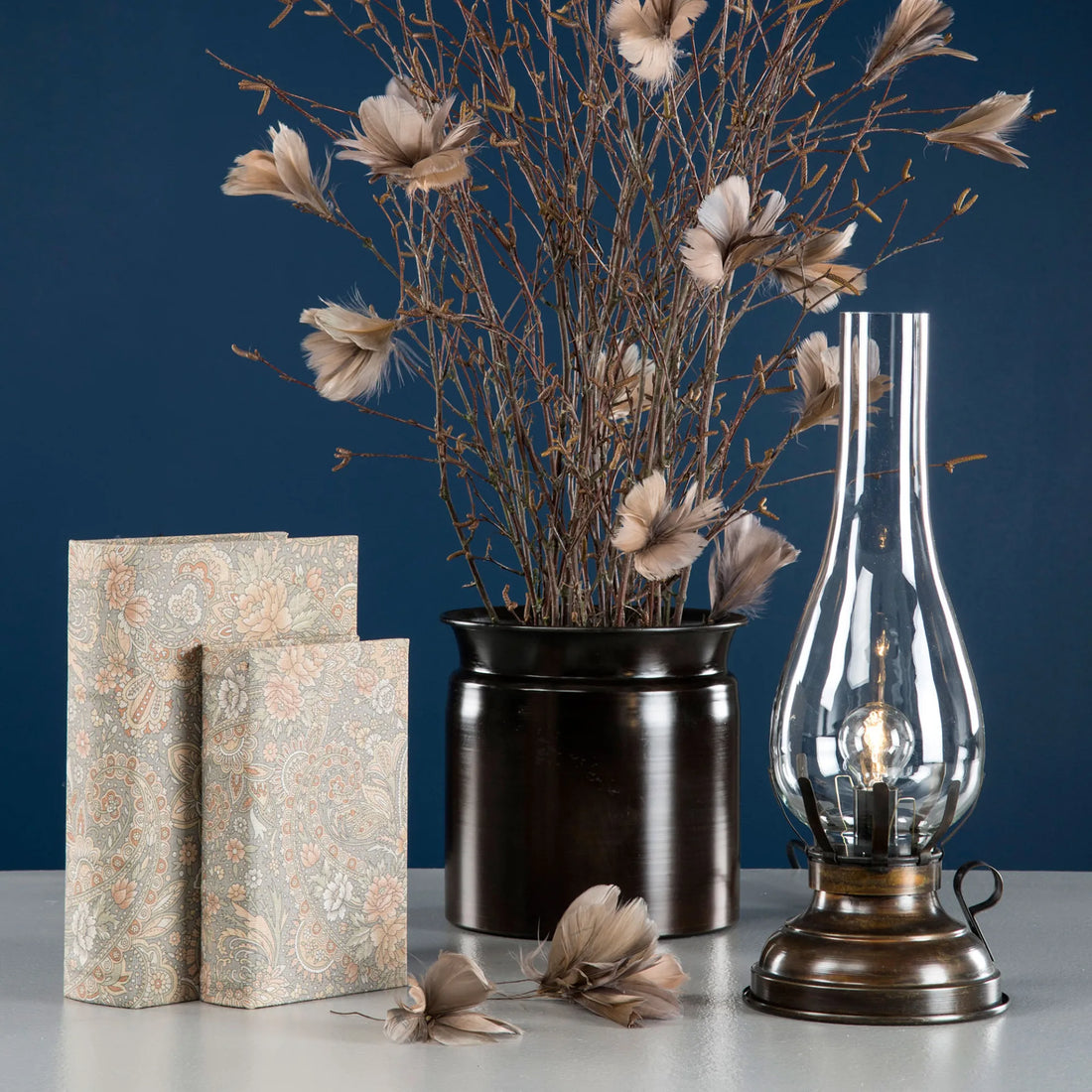 a lot decoration tischlampe antik braun petroleum optik  anna und ole shop