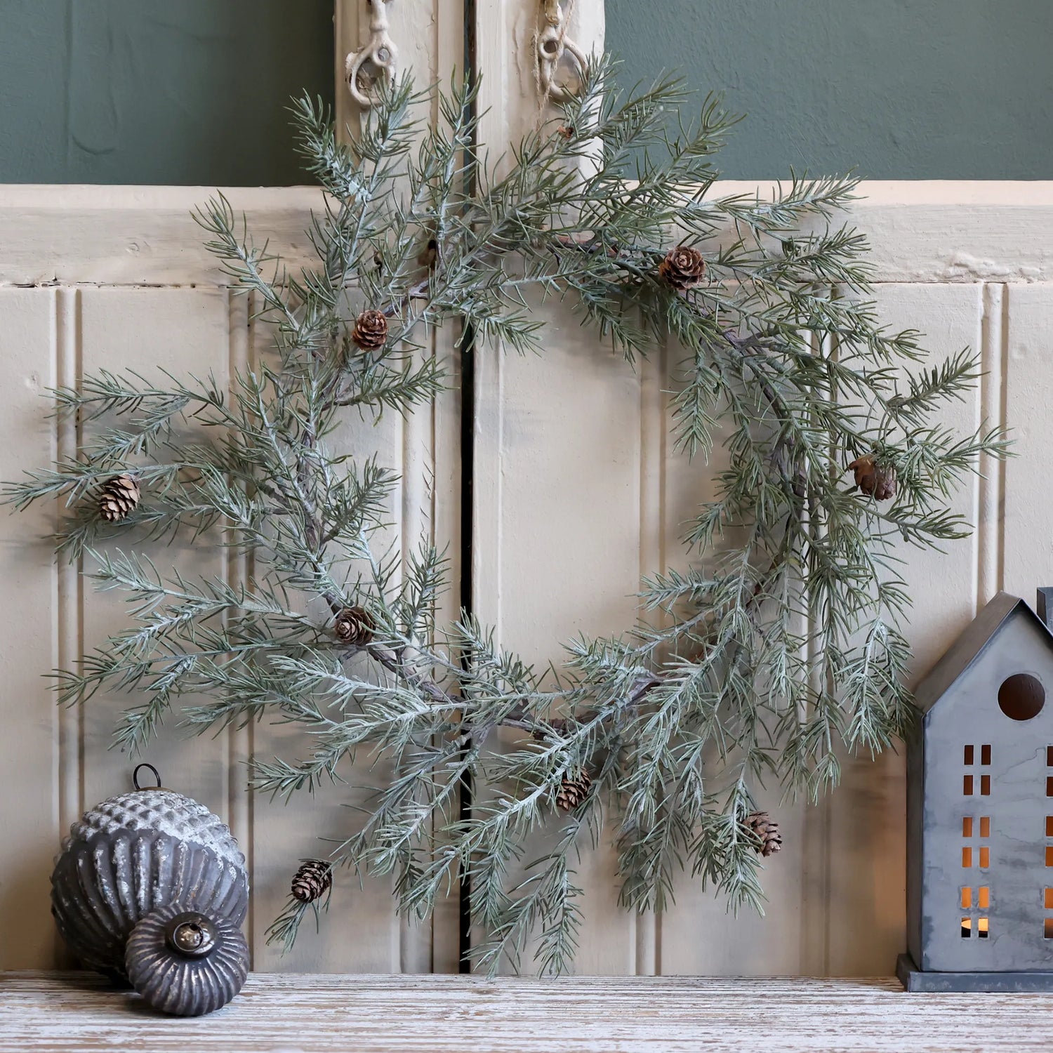 Chic Antique &quot;Fleur&quot; feiner Kranz mit Zapfen ø 48 cm