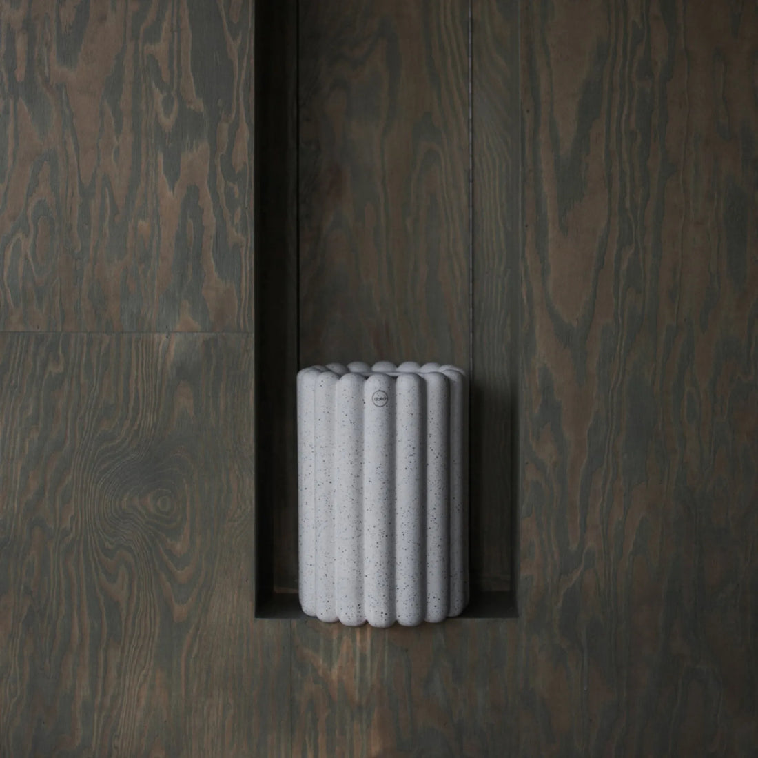 DBKD große Vase "Mist" mit Punkten 27 cm weiß