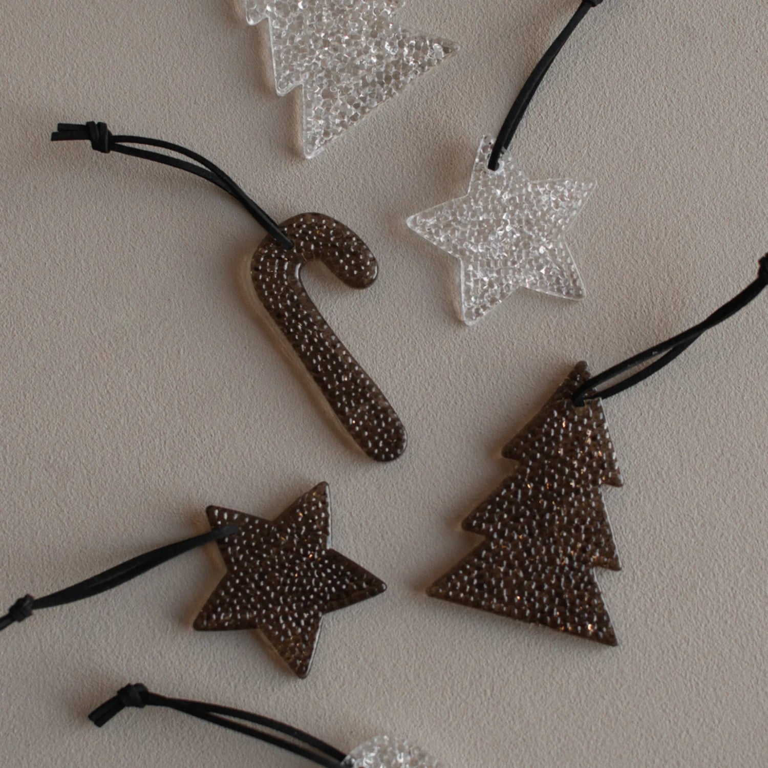 DBKD Anhänger aus Glas Stern 7 cm