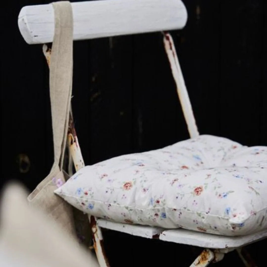 Femme Facon Stuhlkissen "Wildblumen" 50 x 50 cm