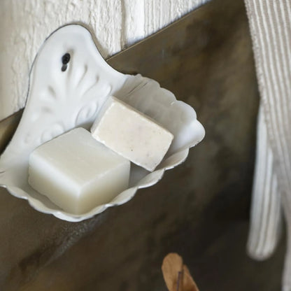 Ib Laursen nostalgische Seifenschale weiß zur Befestigung an der Wand