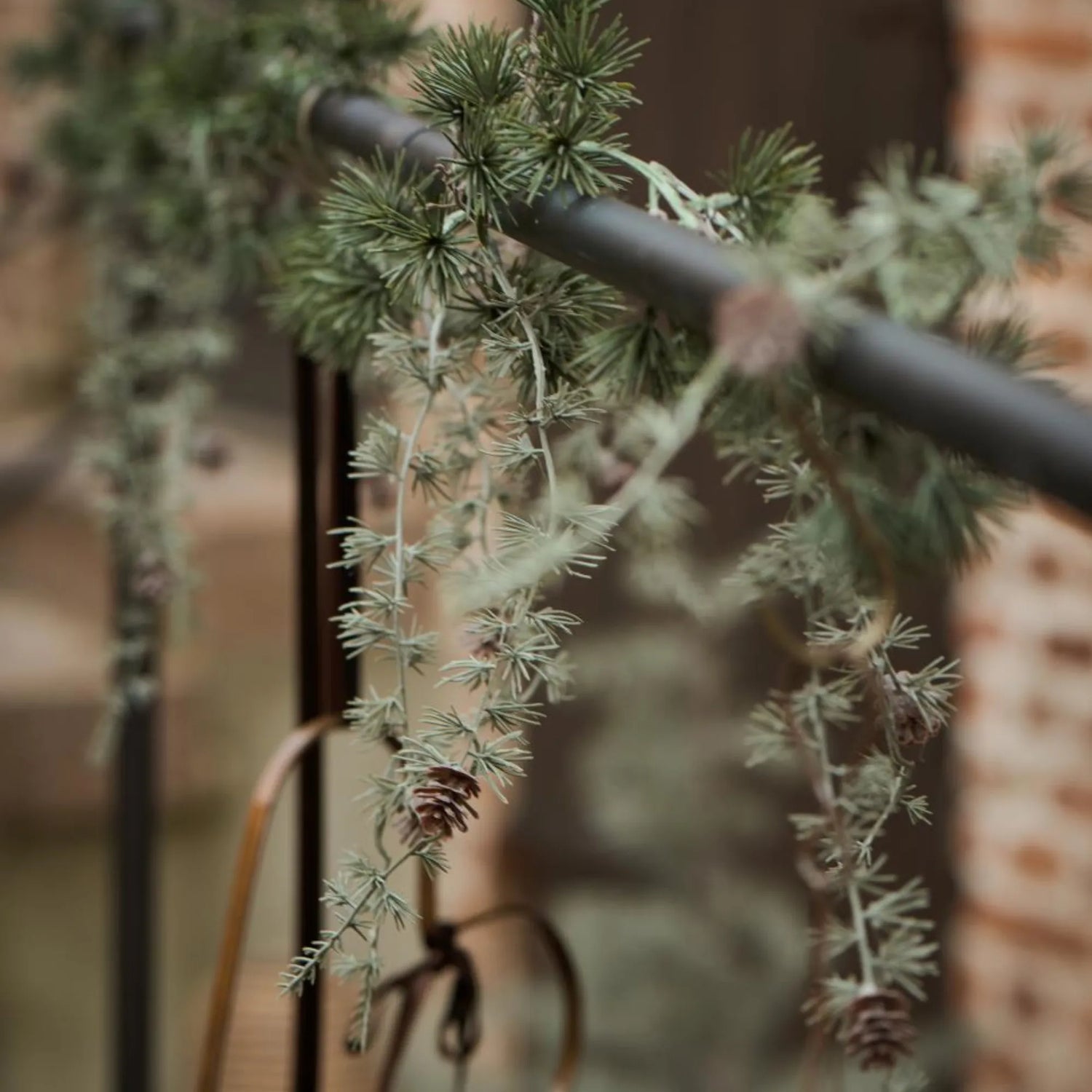 Ib Laursen weihnachtliche Zedern Girlande mit Zapfen 180 cm