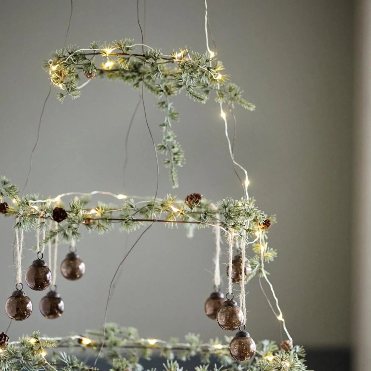 Ib Laursen weihnachtliche Zedern Girlande mit Zapfen 180 cm