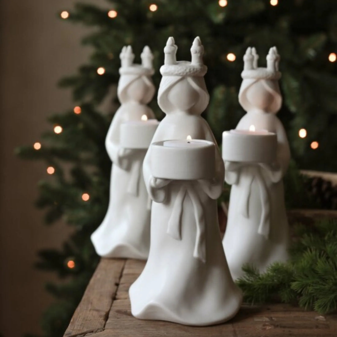 Majas Cottage Kerzenhalter für Teelichter &quot;Lucia&quot; weiß aus Keramik 25cm