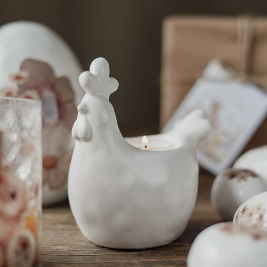 Majas Cottage Teelichthalter "Hahn" Ostern weiß