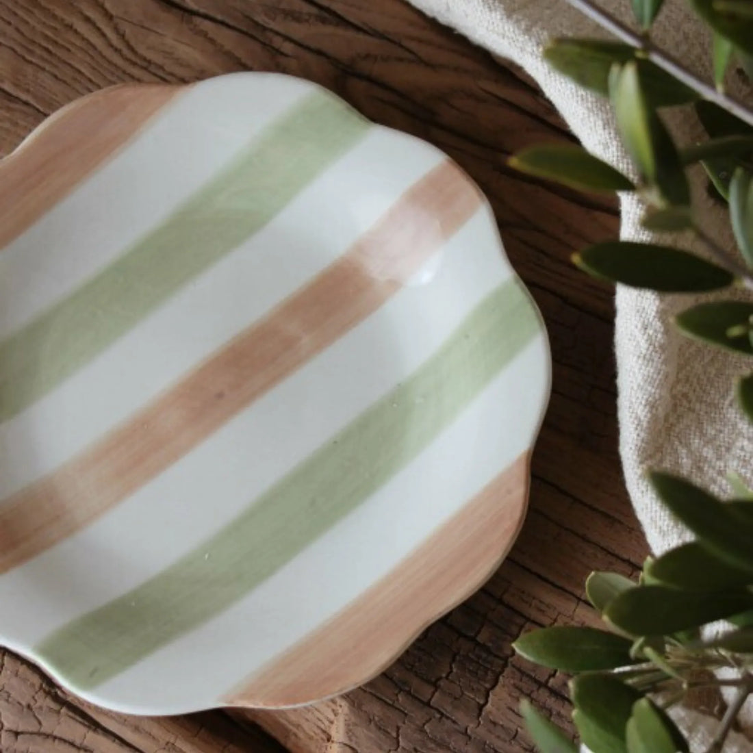 Majas Cottage Teller "Streifen" ø 15 cm taupe grün