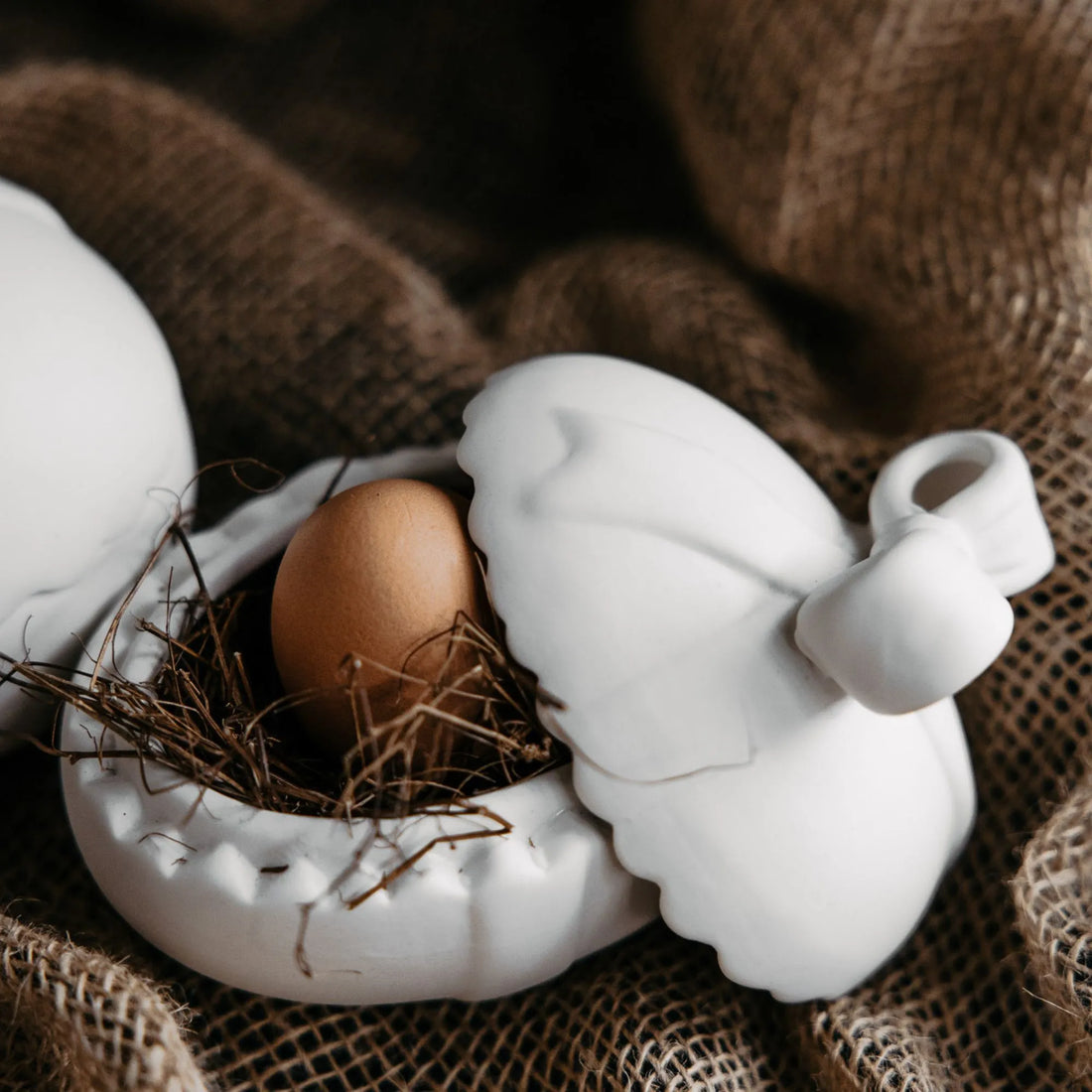 Storefactory Osterei große Schale "Lundby" weiß