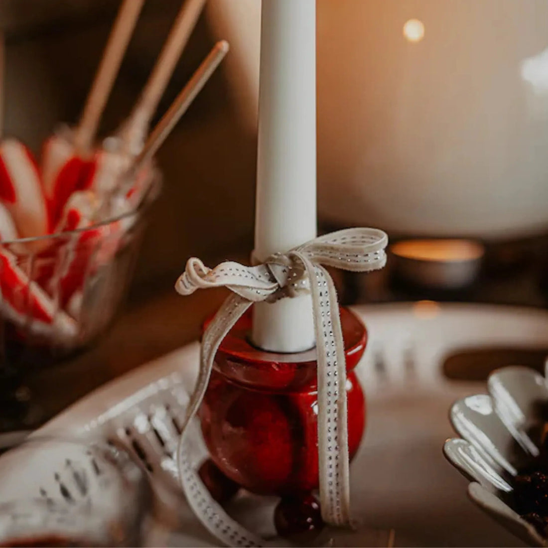 strömshaga schwedischer kugelleuchhter rot annaundoleshop